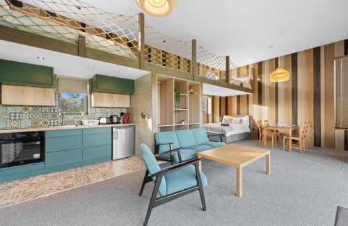 Rathfeigh House | Inviting Ashbourne Log Cabin No4 - Family Friendly Getaway