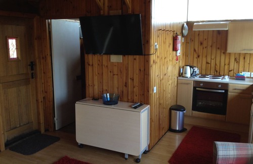 Taynuilt Cabin | Idyllic Cabin with Scenic Views of Loch Awe