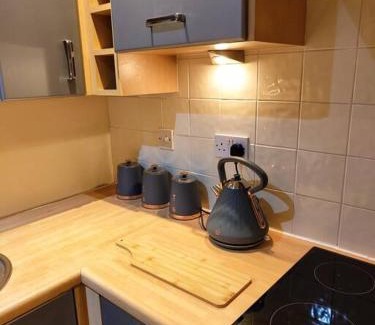 Nantwich Apartment | Modern Apartment in the Heart of the City, Family-Friendly