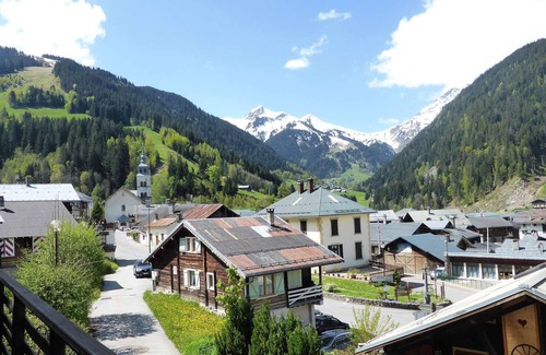 Beaufort Ski Chalet | Spacious Chalet Arêches-Beaufort for Family Getaways