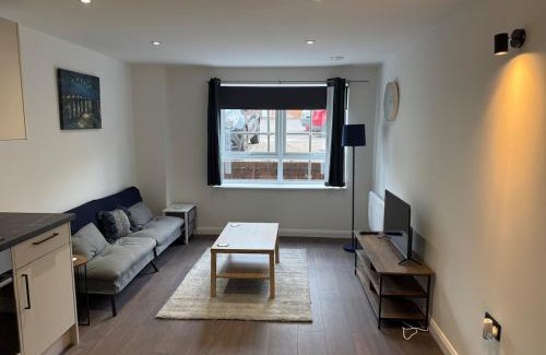 Swindon Apartment | Cosy Chic - On The High Street
