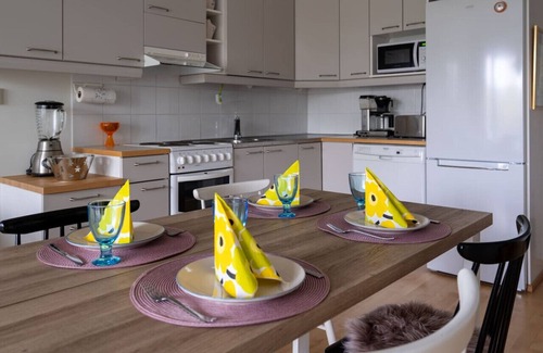 Rovaniemi Apartment | Cosy City Apartment with Sauna by BookLapland