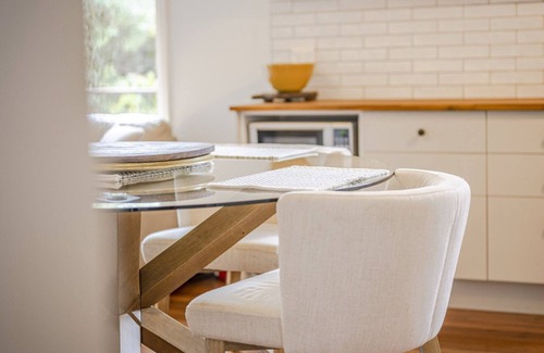 Macmasters Beach House | Charming Coastal Cottage: Walk to Beach, Pet Friendly Retreat