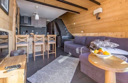 Val-Thorens Apartment | Inviting Duplex Retreat Steps from Ski Slopes & Family Friendly