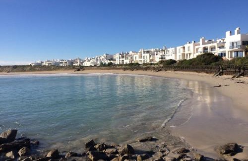 Paradise Beach Apartment | Charming Oceanfront Holiday Apartment for Two on Orpheus