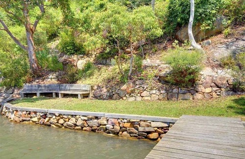 Cheero Point Cottage | Inviting Cottage Overlooking Hawkesbury with Private Jetty