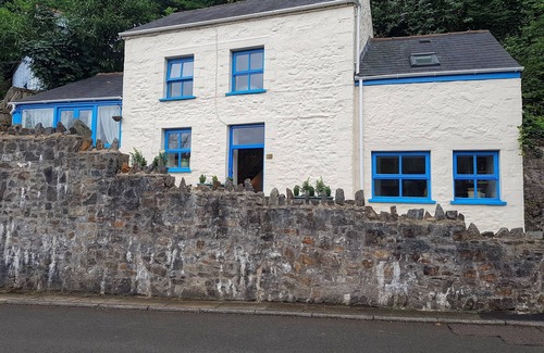 Haverfordwest Cottage | Inviting Cottage in Haverfordwest with Child-Friendly Amenities