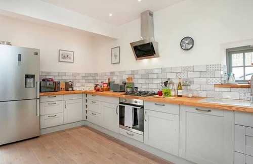 Honiton House | Charming Cottage Retreat in the Blackdown Hills, Devon