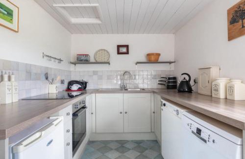 Flintshire House | Cosy Cottage Wrexham sleeps 4