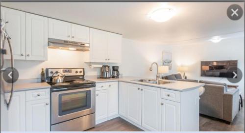 Port Alberni House | Inviting Country Mobile Home on 18-Acre Farm for Families