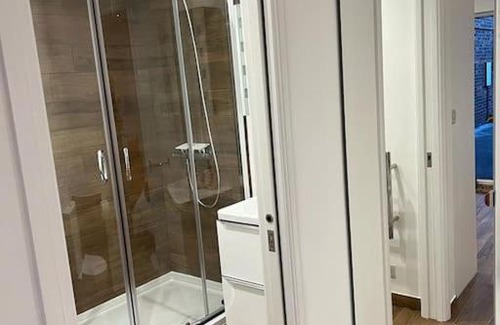 Milton Keynes Apartment | Cozy Detached Annexe with Free Parking - Guest Rated 9.7