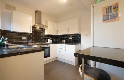 Doncaster House | Cosy Ensuite Room 1 (self check-in) Doncaster