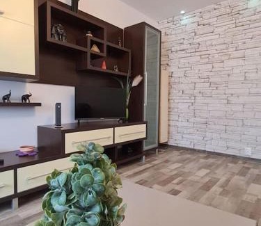 Sfantu Gheorghe Apartment | Inviting Retreat with Hot Tub for Your Perfect Getaway