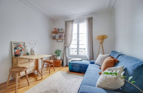 La Garenne-Colombes Apartment | Cozy F3 with Home Office Near La Défense - Ideal for Families