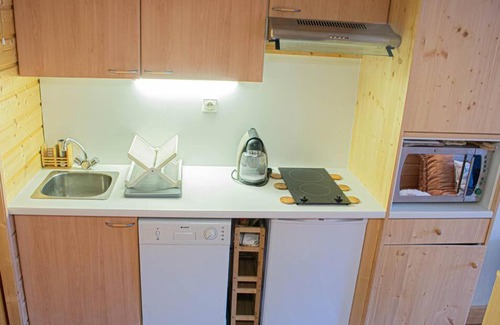Isola Apartment | Family-Friendly Retreat Steps from the Snowy Slopes