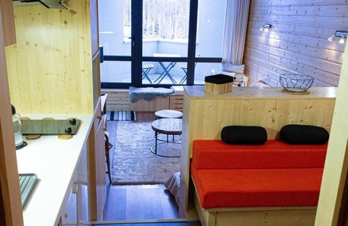 Isola Apartment | Family-Friendly Retreat Steps from the Snowy Slopes