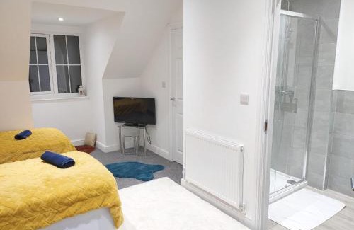 Long Eaton House | Comfortable Family Retreat in Long Eaton, Nottingham