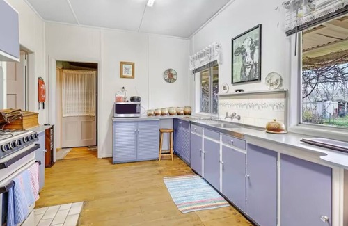Crudine Bed & Breakfast | Cosy farm stay, family and pet friendlynClose to Historic Hill End and Sofala