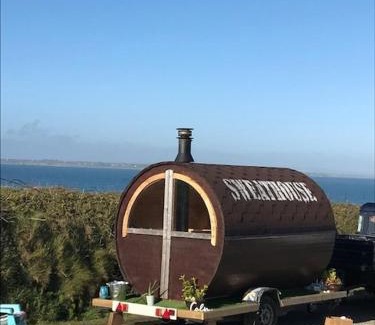 Fethard on Sea House | Cosy Fisherman's cottage, Fethard-on-Sea, Ireland