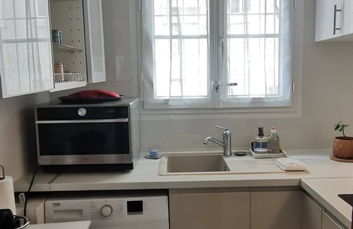 Colombes Apartment | Charming Flat in Colombes with Spa and Breakfast Near Paris
