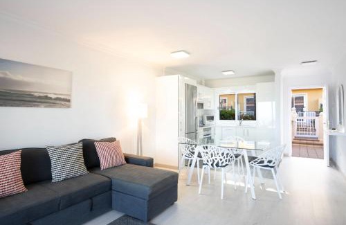 La Quinta Apartment | Inviting Flat with Sea Views and Pool in Santa Ursula