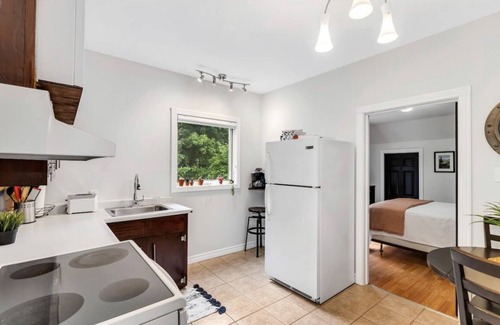 Shediac Apartment | Charming Downtown Shediac Apartment with Pet-Friendly Amenities