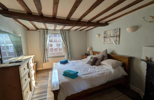 Bewdley House | Charming Georgian Cottage in Bewdley with Pet-Friendly Amenities