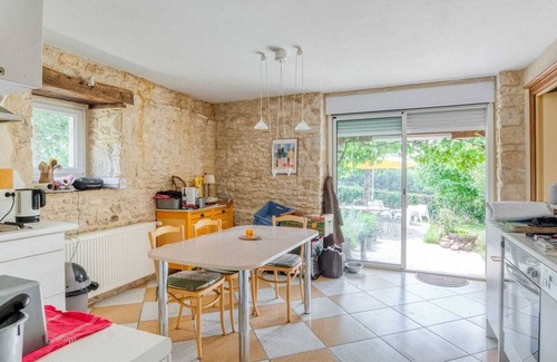 Degagnac House | Inviting Gîte with Heated Pool and Relaxing Jacuzzi