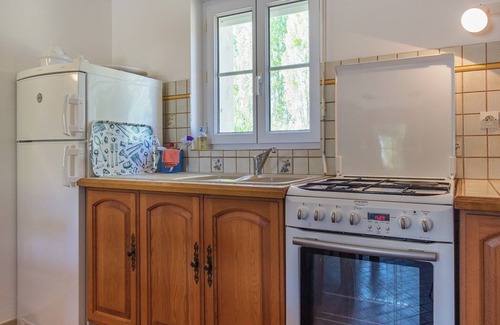 Montrichard Val de Cher House | Inviting Holiday Home Steps from Beauval Zoo with Pool