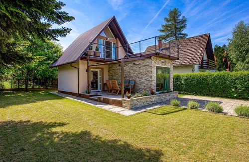 Ogulin House | Lakefront Holiday Home with Spa and Family-Friendly Perks