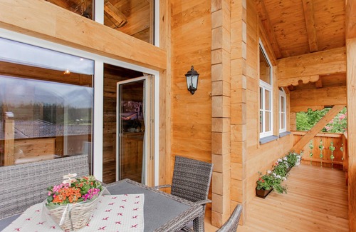Lofer Apartment | Inviting Holiday Home Close to Ski Lift with Great Amenities