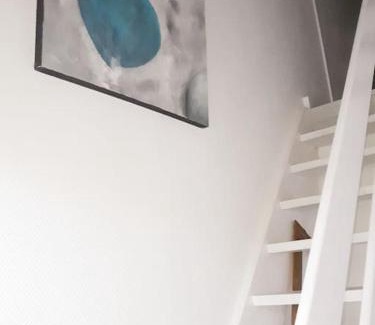 Blagnac Apartment | Pet-Friendly COSY Home near Airport - Rated 9.8/10
