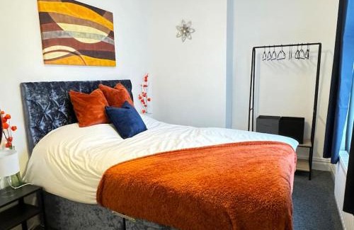 Barnsley House | Inviting Home in Barnsley Centre - Guest Rated 9.5