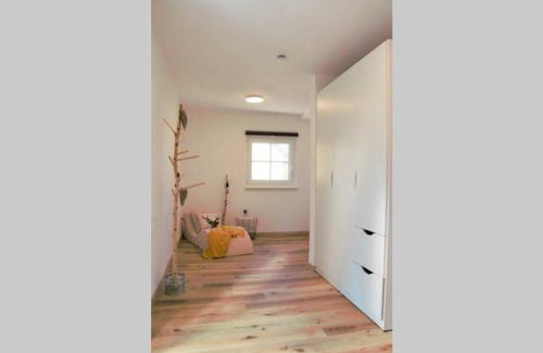 Wollmerschied House | Welcoming Home with Child-Friendly Amenities & 9.4 Rating