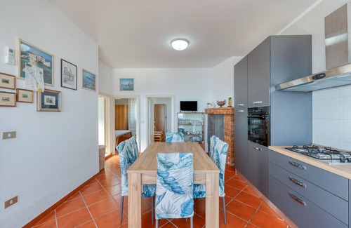 Marina di Andrano Apartment | Beachside Retreat: Casa Vacanza Marina with Ocean Views