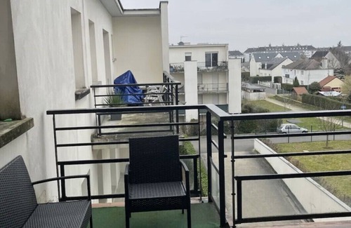 Tours Apartment | Comfortable Home Near City Center with Breakfast Included