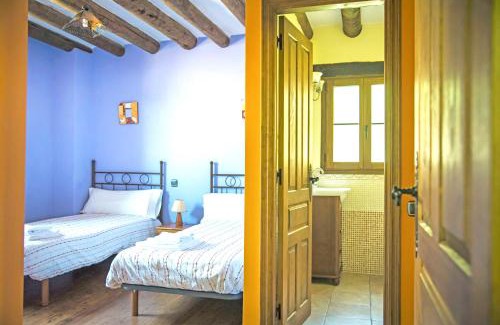 Belsierre House | Cozy 2-Bedroom House with Balcony & Wifi in Belsierre