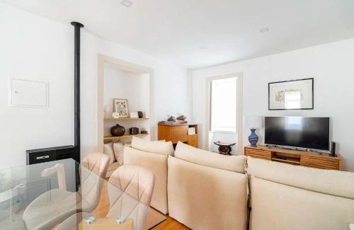Ovar Apartment | Inviting Surf & Beach House with Pet-Friendly Amenities