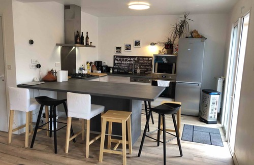 Bruz House | Inviting House with Breakfast and Child-Friendly Amenities