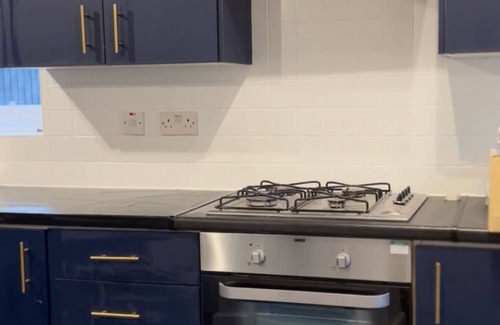Birmingham House | Inviting Harborne Home - Perfect for Families & Groups