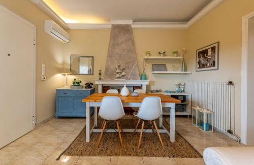 Markopoulo Mesogaias House | Inviting Retreat Close to Airport and Beach, Rated 9.7/10