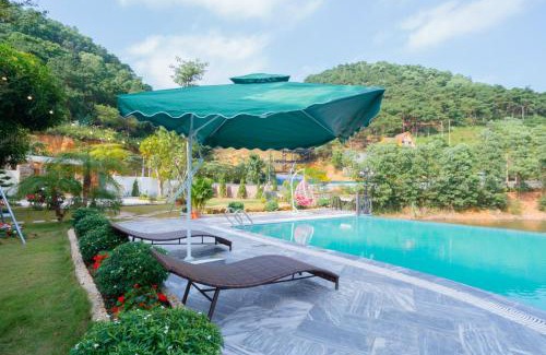Soc Son Villa | Inviting Retreat at Cosy House - Enjoy Pool and Hot Tub