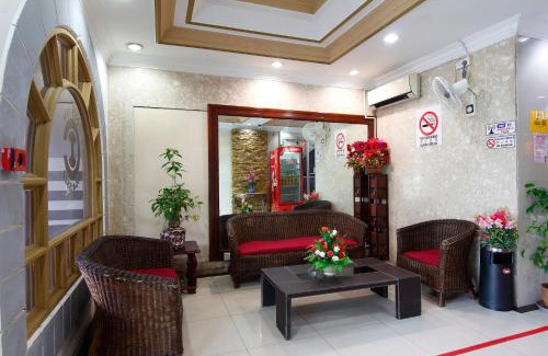Miri Hotel | Cozy Inn: Family-Friendly Stay with Great Reviews