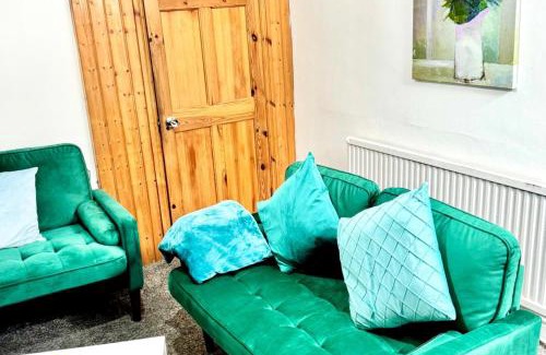 Thorpe Satchville Apartment | Cosy Leicester Apartment with 2 Bedrooms
