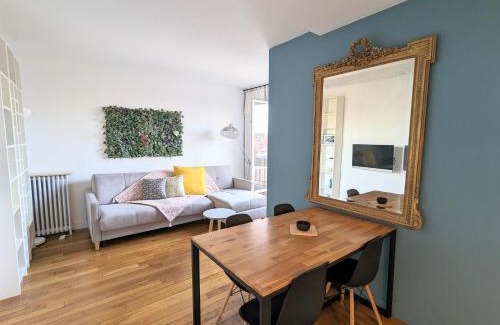 Issy-les-Moulineaux Apartment | Charming Nest Near Paris with Family-Friendly Amenities