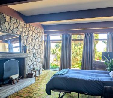 Regional District of Nanaimo House | Cosy Lodge