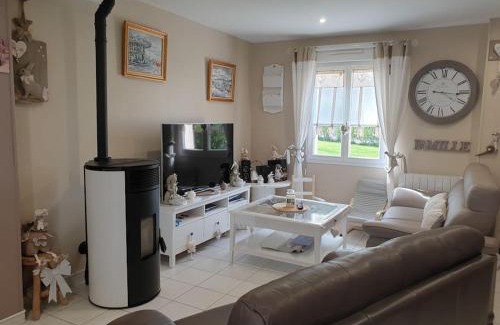 La Riviere-Saint-Sauveur House | Inviting Maison in Honfleur with Garden, Hot Tub & Parking