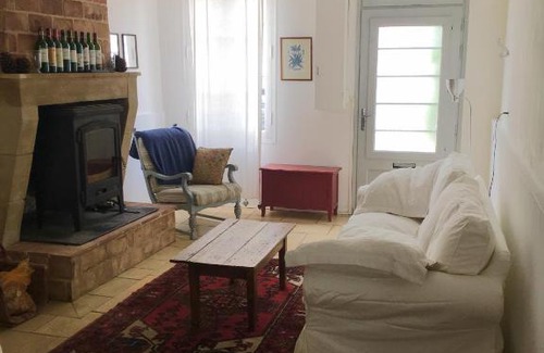 Gontaud House | Inviting Medieval Village House in Monségur for Families