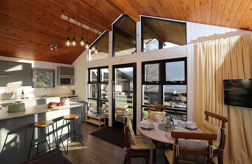 Lochearnhead House | Modern Nordic Lodge with Loch View & Breakfast Included