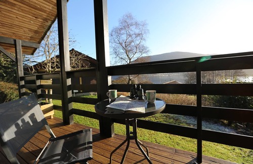Lochearnhead House | Modern Nordic Lodge with Loch View & Breakfast Included